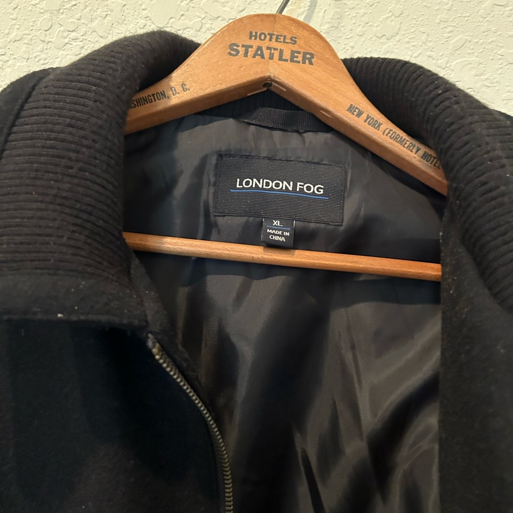Jacket/Coat - Picture 4 of 4